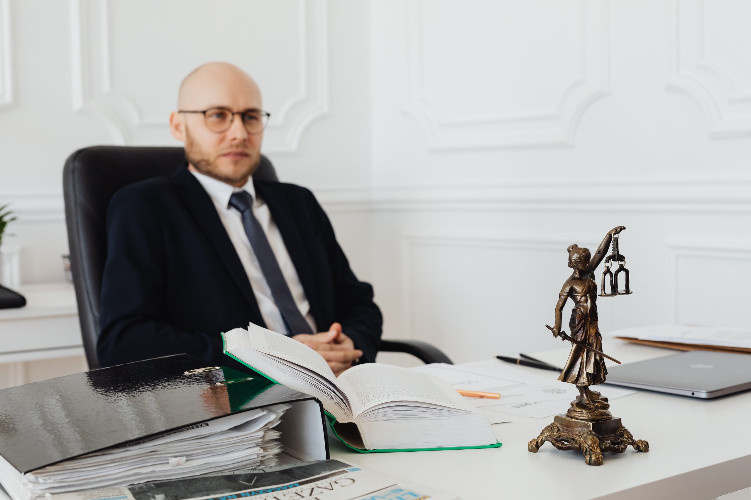 Quel avocat choisir pour défendre les biens de son entreprise ?